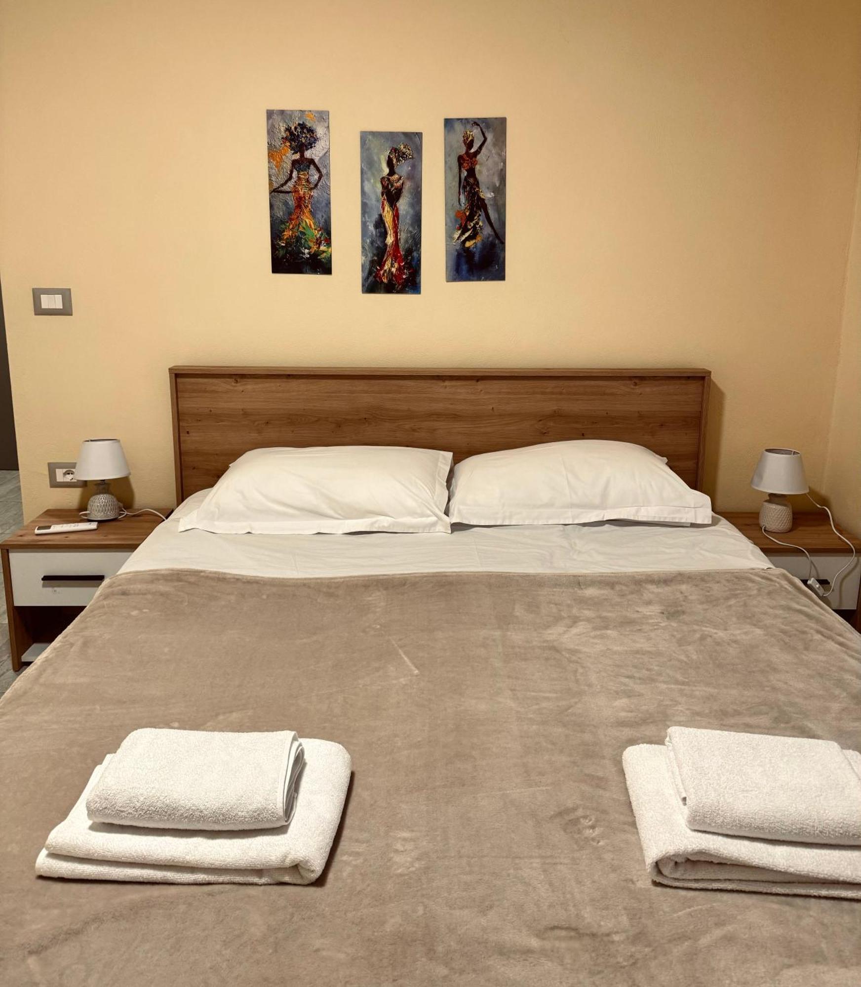 Urban Apartment In Blloku Tirana Zewnętrze zdjęcie